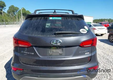 2017 Hyundai Santa Fe Sport 2.0T Ultimate z USA, uszkodzony, nr VIN 5XYZW4LAXHG384750